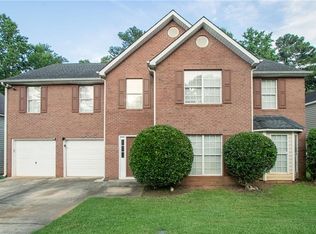 6528 Carriage Ln, Stone Mountain, GA 30087