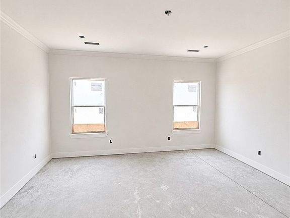 4th image of 2205 Crane Ave