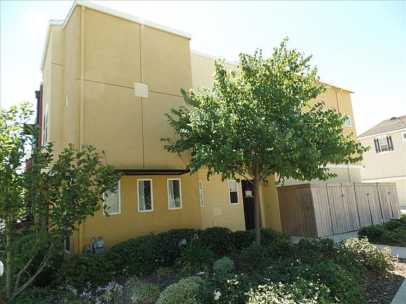 3rd image of 10938 Tower Park Dr