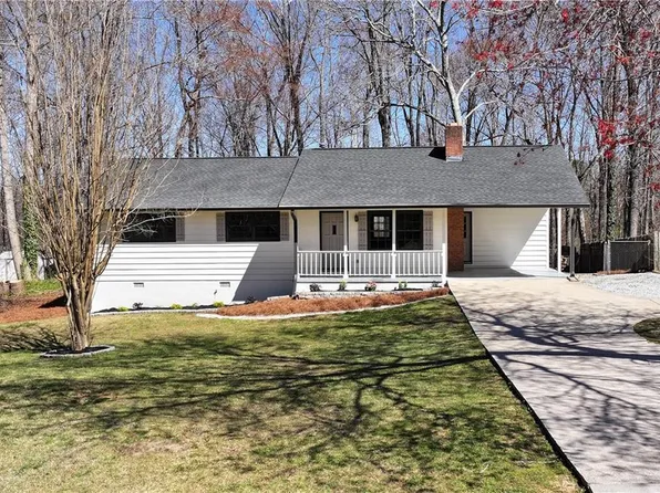 4454 Sardis Dr, Gainesville, GA 30506