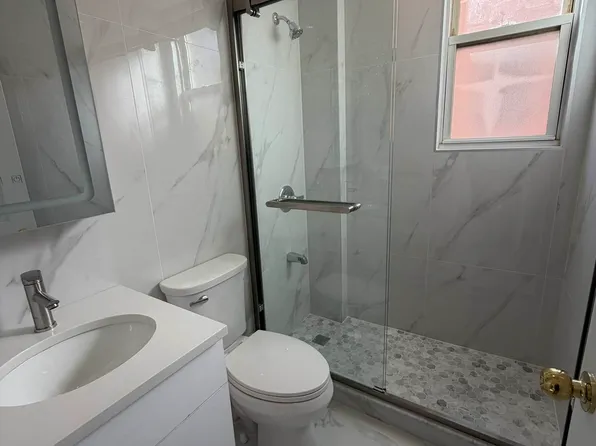 60-23 Gates Avenue image 6 of 6