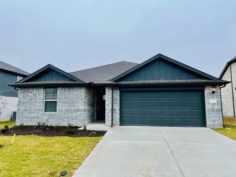10421 Potawatomi Ln