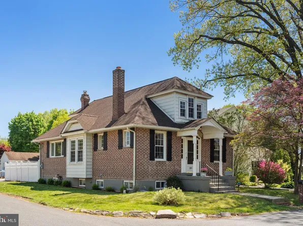 201 3rd Ave, Newtown Square, PA 19073