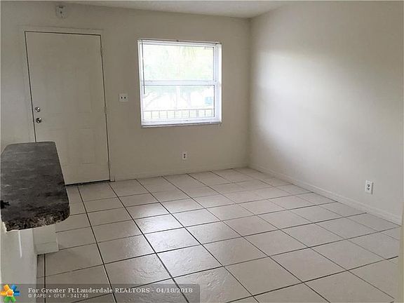 3rd image of 426 Lakeside Dr APT 246