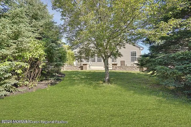 2 Marlow Dr — Photo 3