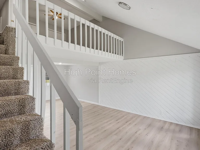90 Park St #109 — Photo 22