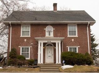 839 N Sheridan Rd, Waukegan, IL 60085