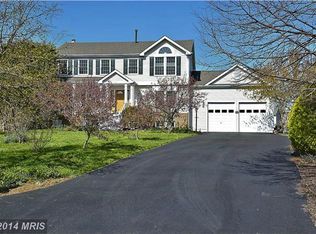 17210 Lightfoot Ln, Poolesville, MD 20837