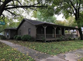 332 N 14th St, Sabetha, KS 66534