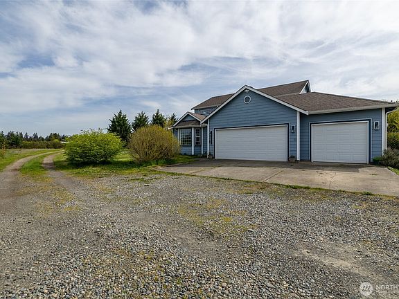 3rd image of 7332 183rd Avenue SW