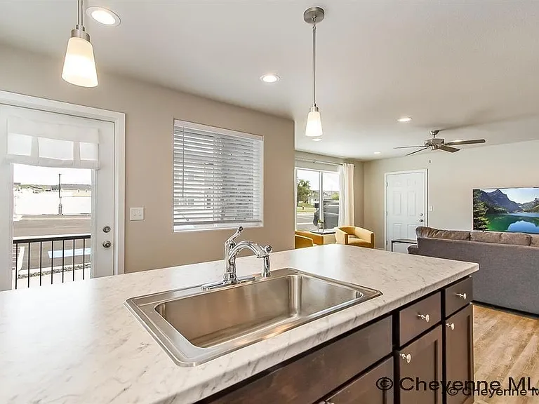 1380 Howling Moon Way #C — Photo 13