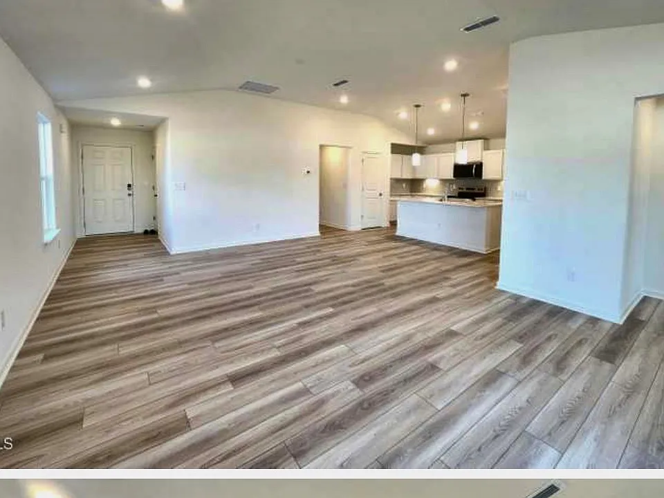 2845 Springtooth Dr