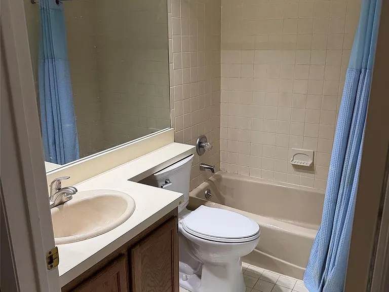 73 Cornwall Cir — Photo 17