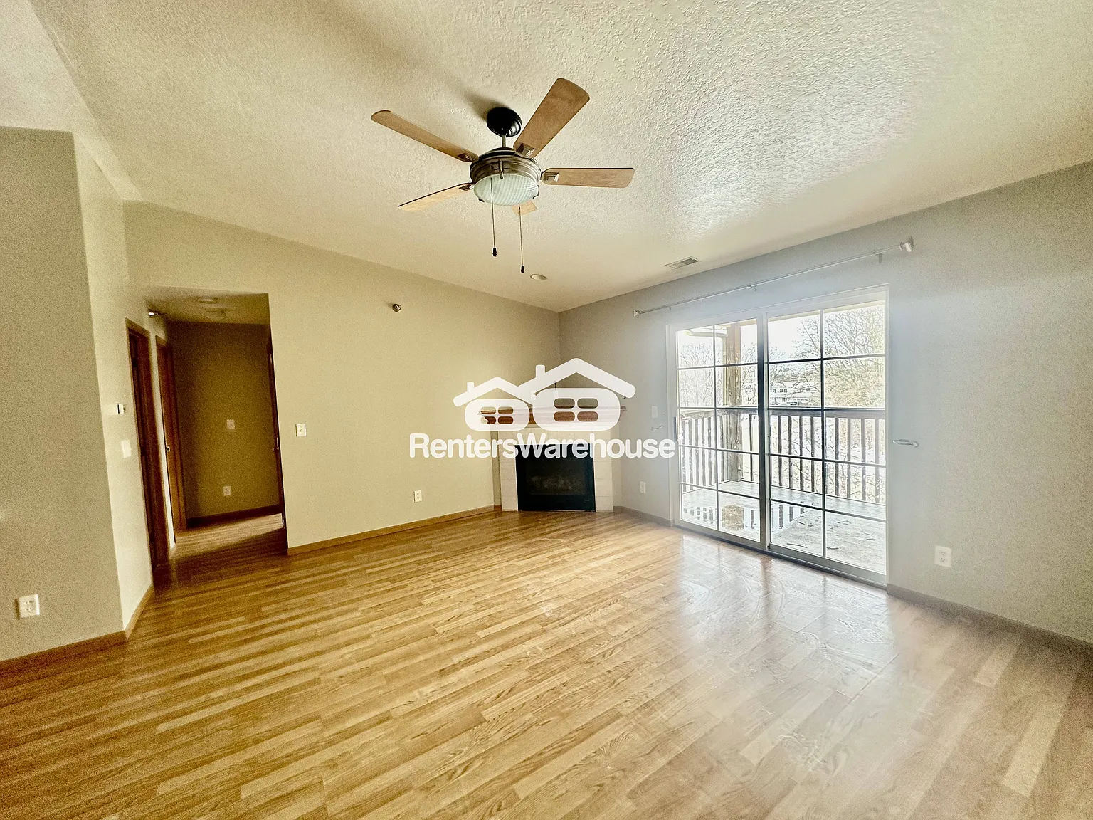 Two Bedroom Apartment — Photo 3
