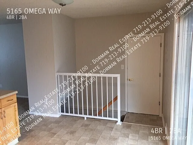 5165 Omega Way — Photo 4
