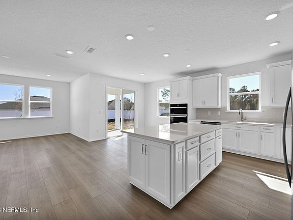 5th image of 1750 MICKEY Way