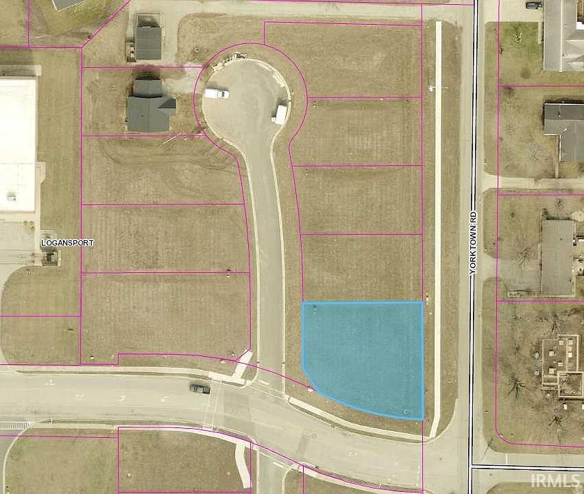 2nd image of 114 N Dingo Dr