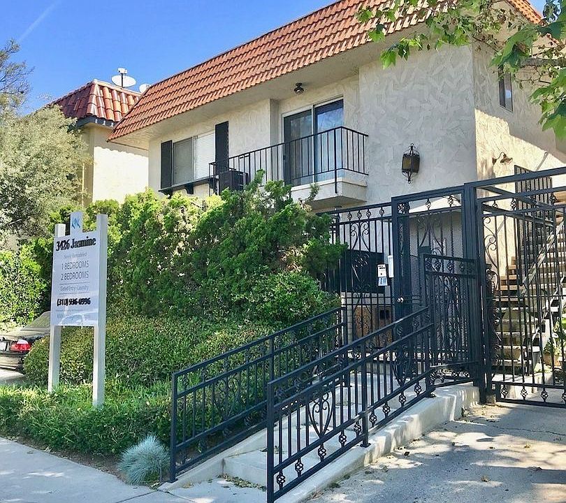 1st image of 3426 Jasmine Ave #8