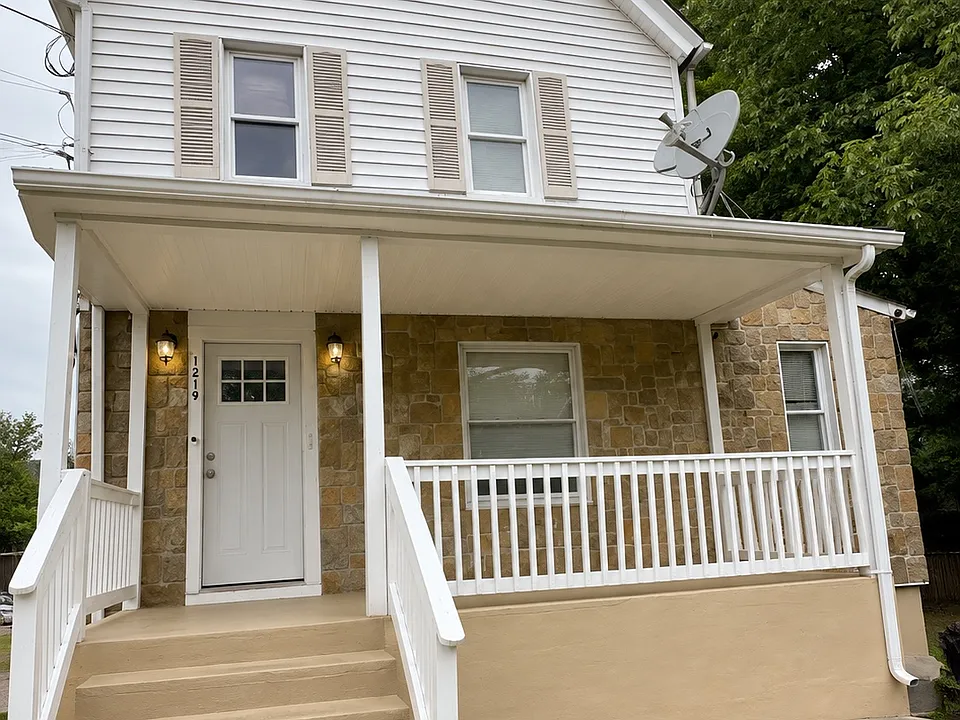 1219 North Ave #2