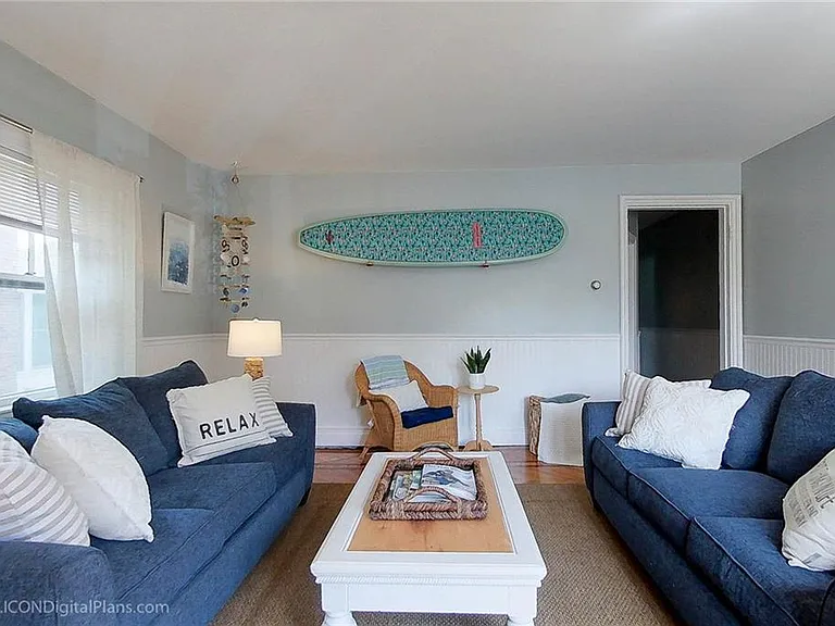 28 Narragansett Ave #1 — Photo 3