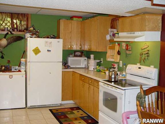 3rd image of 7349 N 1010th Street