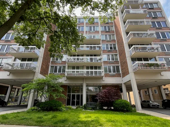 165 N Kenilworth Ave APT 4D, Oak Park, IL 60301