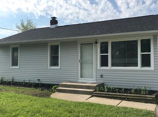 813 Copper Dr, Machesney Park, IL 61115