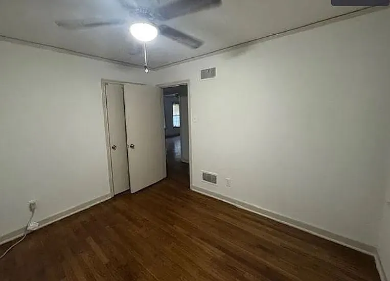 1290 Merrycrest Dr — Photo 10