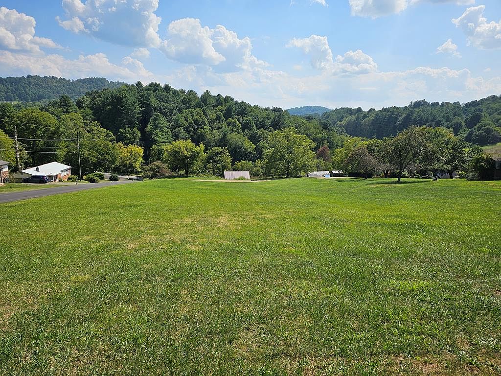 Skyview Dr, Galax, VA 24333 | Zillow