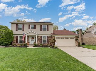 7341 Pickway Dr, Cincinnati, OH 45233