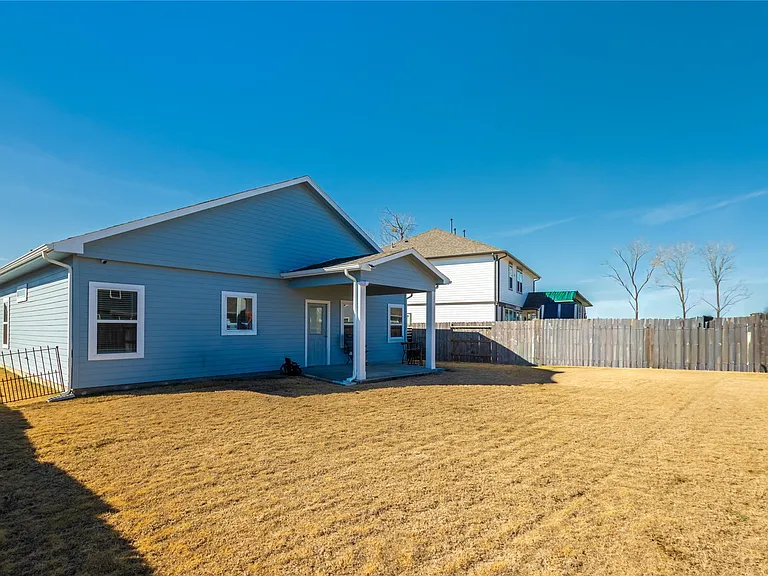32422 Clouser Crawdad Ct — Photo 28