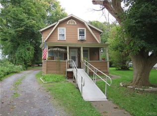 324 N Peterboro St, Canastota, NY 13032