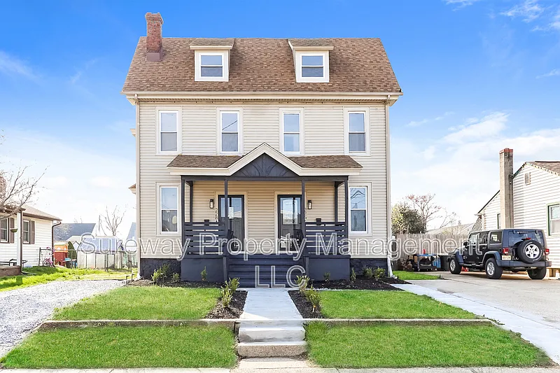 226 Greenwich Ave