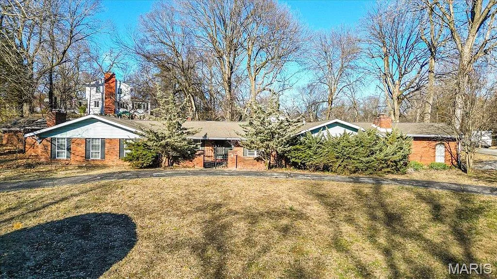 32 Briarcliffe Dr photo 1