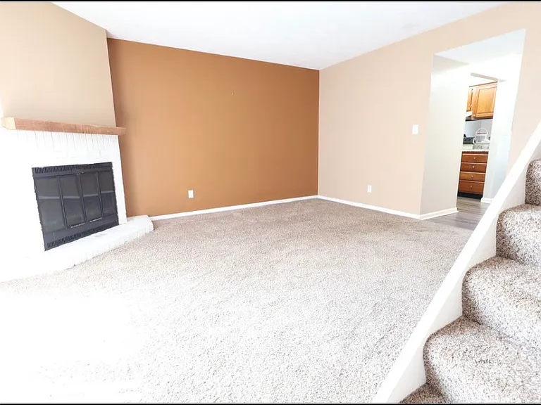 647 Villa Rd #G — Photo 3