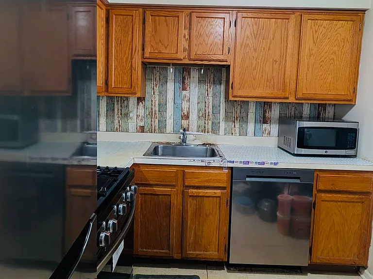 823 Waterford Dr #823 — Photo 10