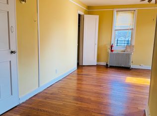 67 Arnold St #F2, Staten Island, NY 10301