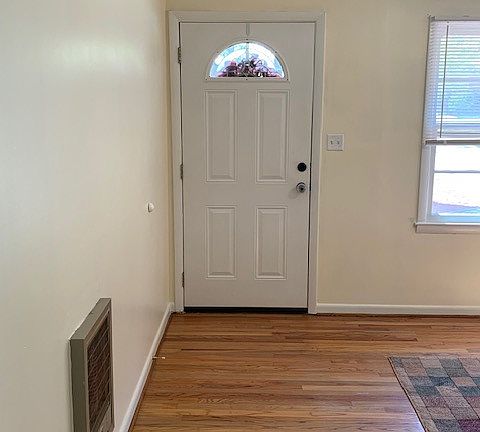 2nd image of 21 Woodland Rd
