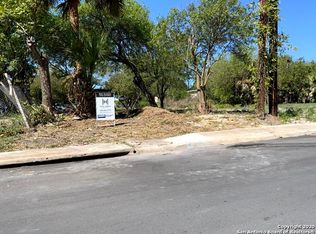 831 S San Eduardo Ave, San Antonio, TX 78237