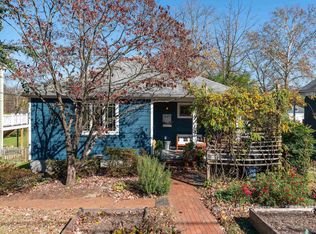 1325 Market St E, Charlottesville, VA 22902