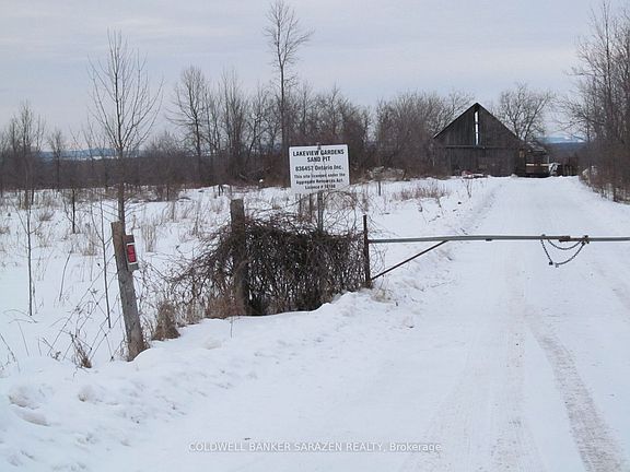 2nd image of 454 River Rd