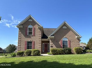 292 Leeward Way, Lenoir City, TN 37772