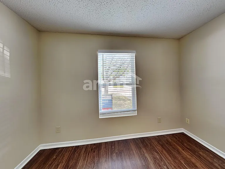 10767 Wymm Ln — Photo 13
