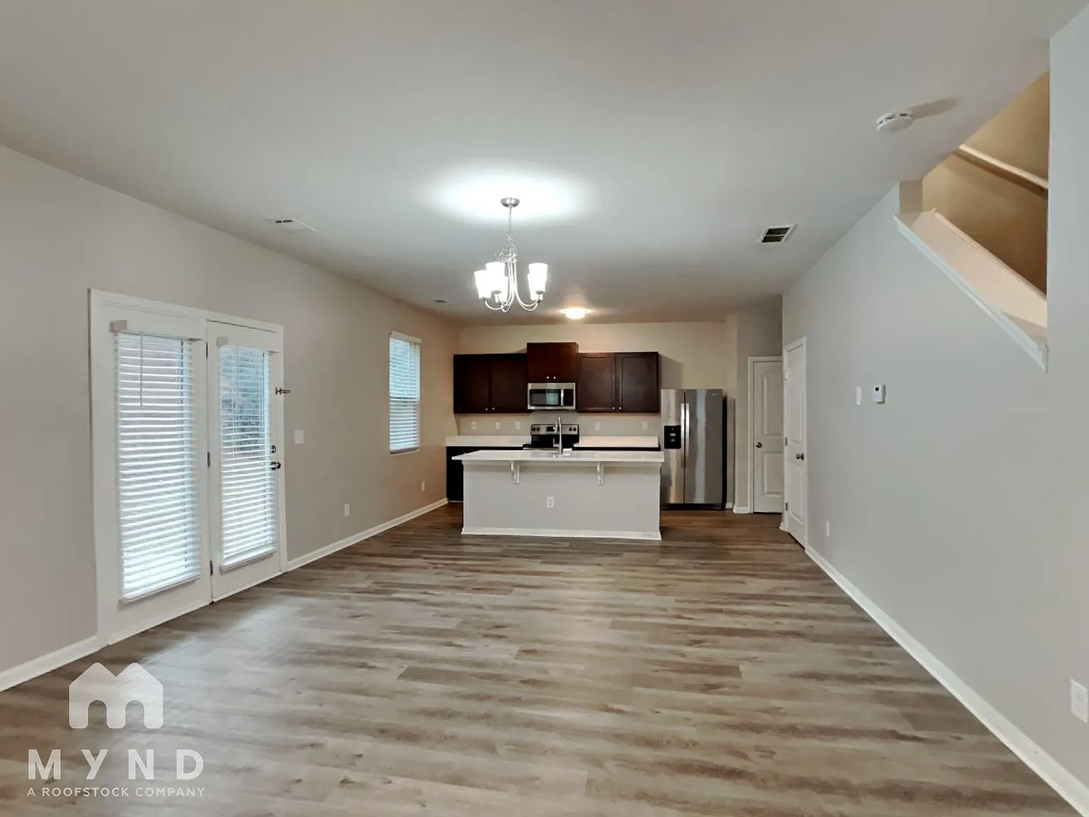 4 bed, 2.5 bath, 2288 sqft, $2,365 — Photo 4