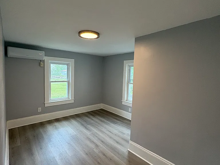 18 Aldrich Rd #1 — Photo 5