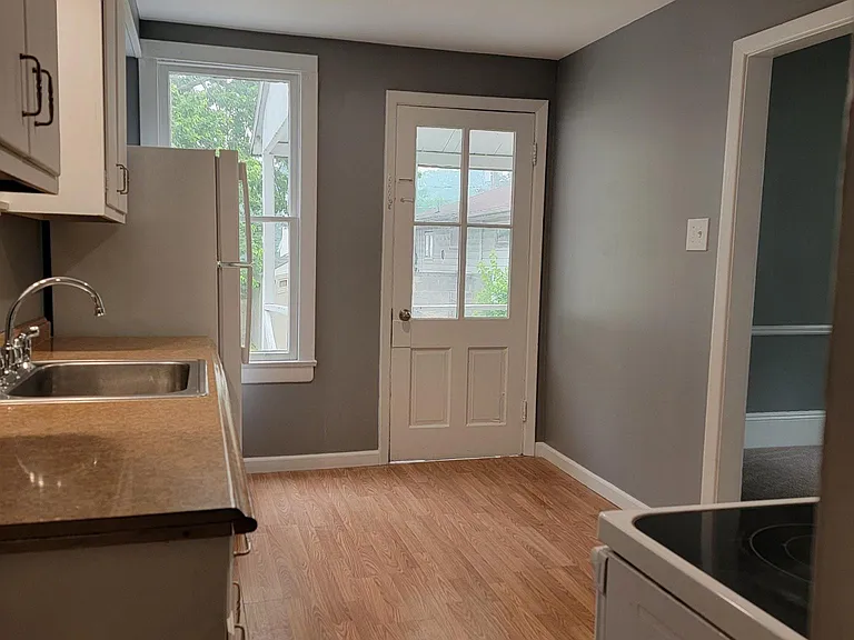 228 Philadelphia Ave W — Photo 12