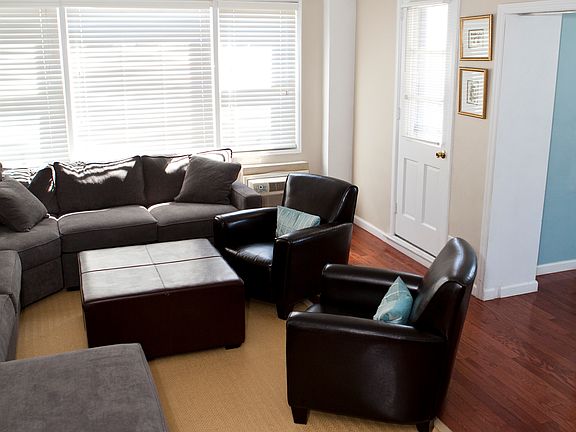 3rd image of 3755 Henry Hudson Pkwy APT 8C