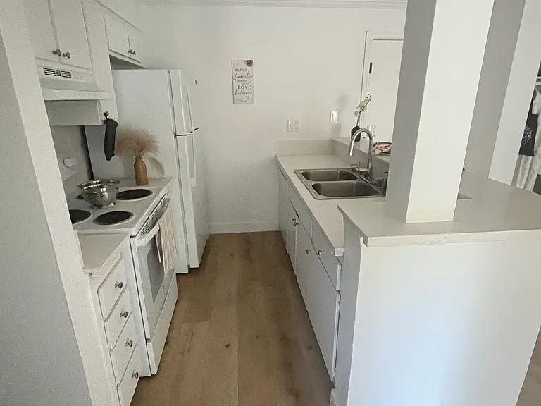 6730 Independence Ave #174 — Photo 23