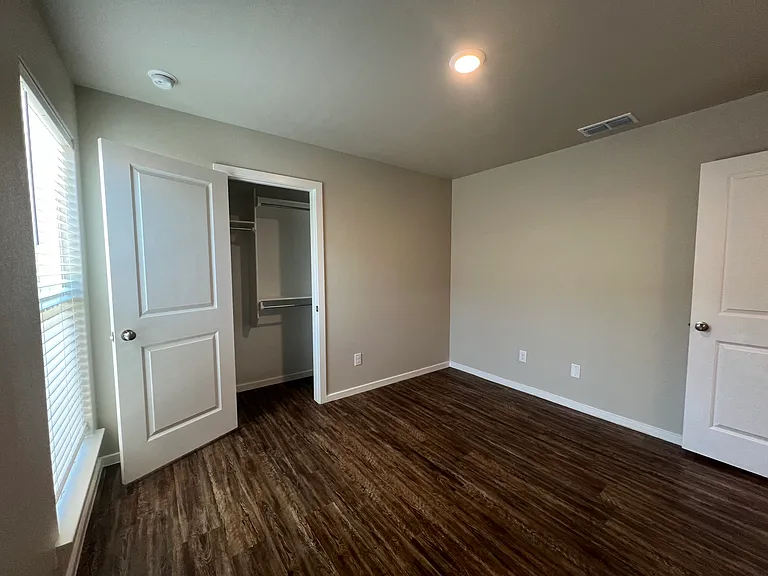 3405 Tiffin Ave — Photo 12