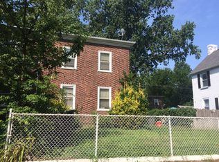 3025 Porter Rd, Camden, NJ 08104